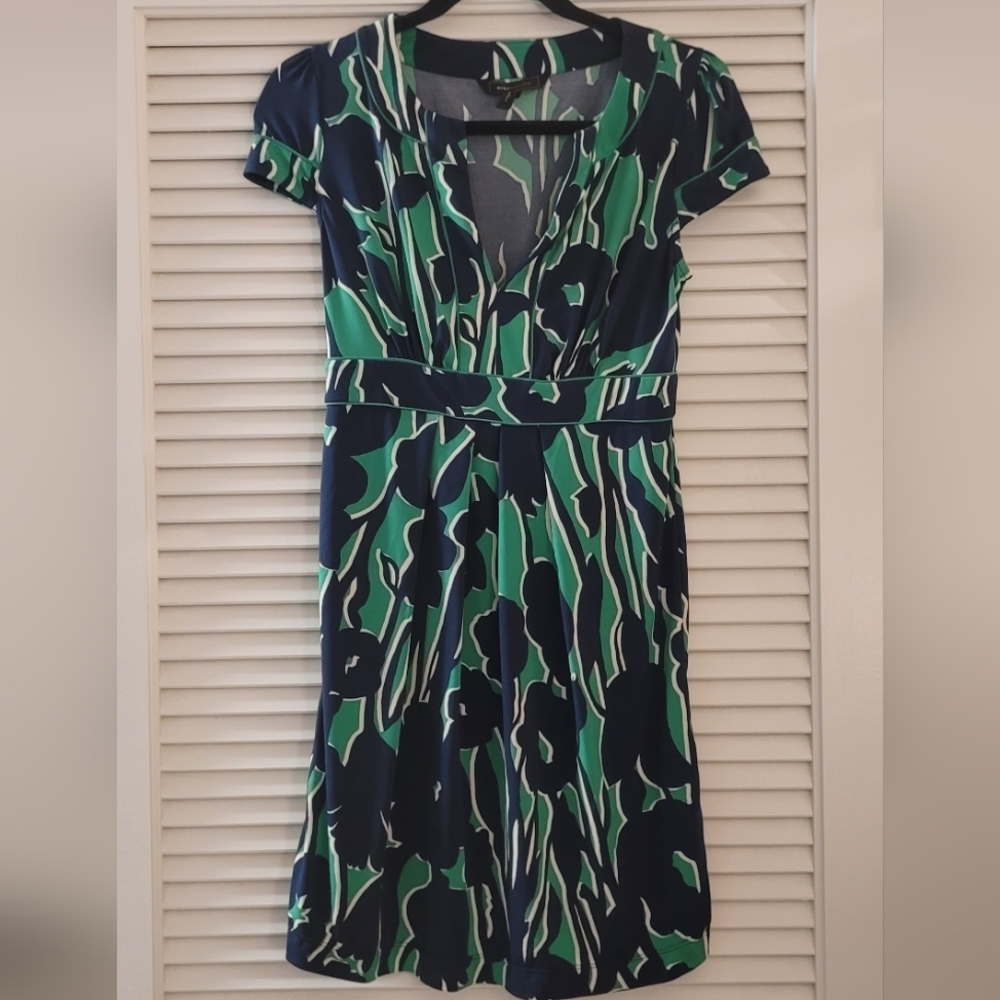 BCBGMaxAzria - Navy/Green/White Floral Cap-Sleeve Dress